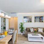 Διαμέρισμα Lazarin - Two Bedroom With Balcony And Sea View 1 Veliki Ντουμπρόβνικ