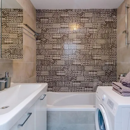 Lazarin - Two Bedroom With Balcony And Sea View 1 Veliki