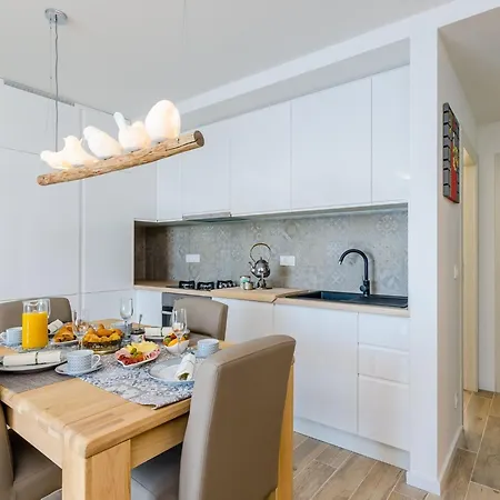 Lazarin - Two Bedroom With Balcony And Sea View 1 Veliki *