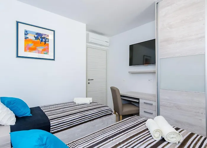 Lägenhet Lazarin - Two Bedroom With Balcony And Sea View 1 Veliki Dubrovnik