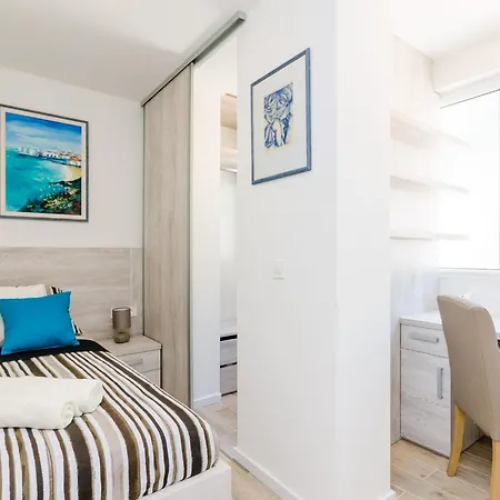 Lazarin - Two Bedroom With Balcony And Sea View 1 Veliki * Дубровник